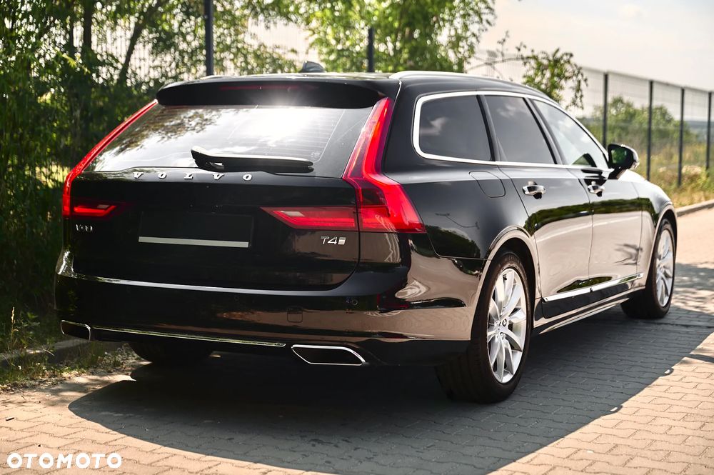 Volvo V90 T4 R-Design - 16