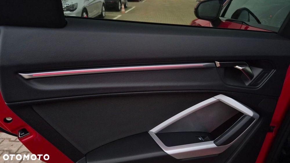 Audi Q3 Sportback - 24