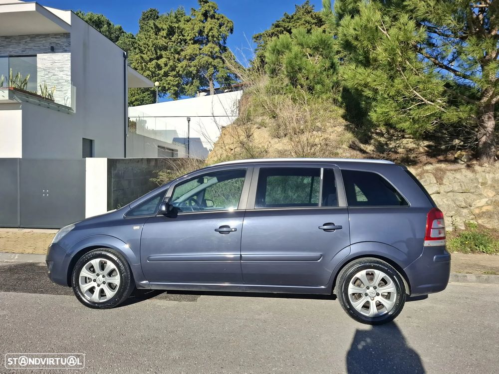 Opel Zafira - 1