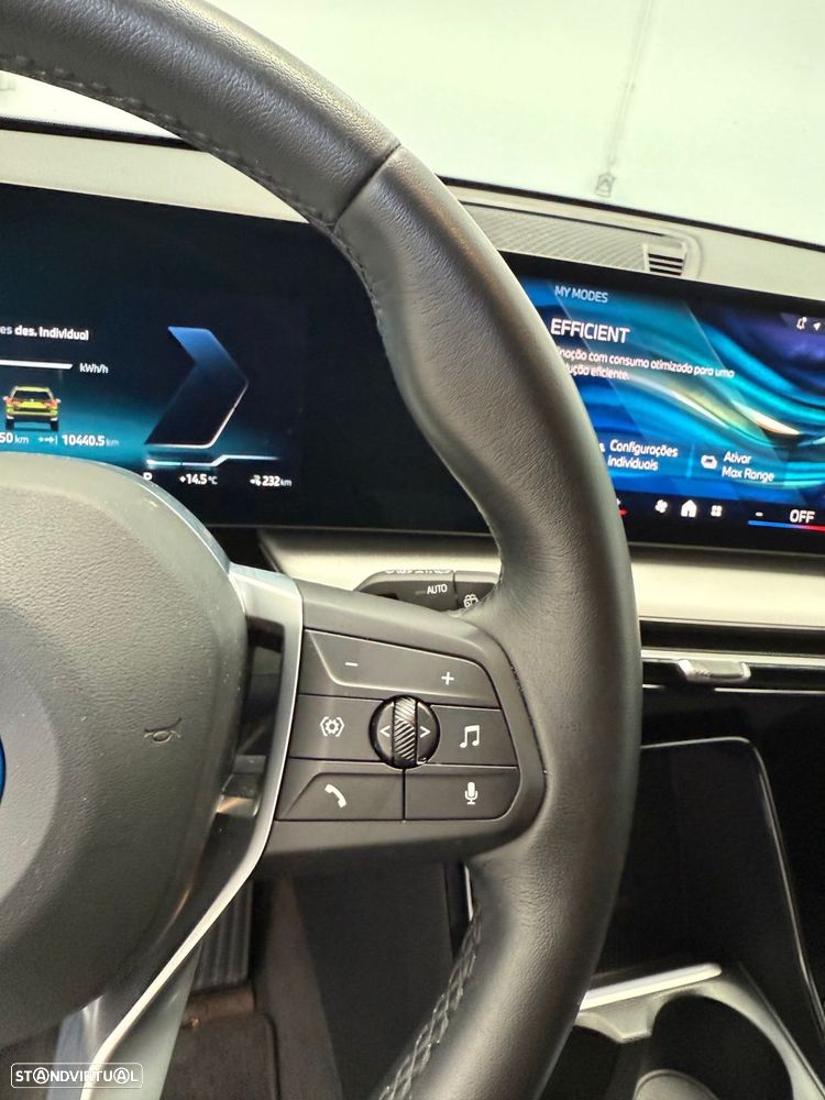 BMW iX1 xDrive30 - 13