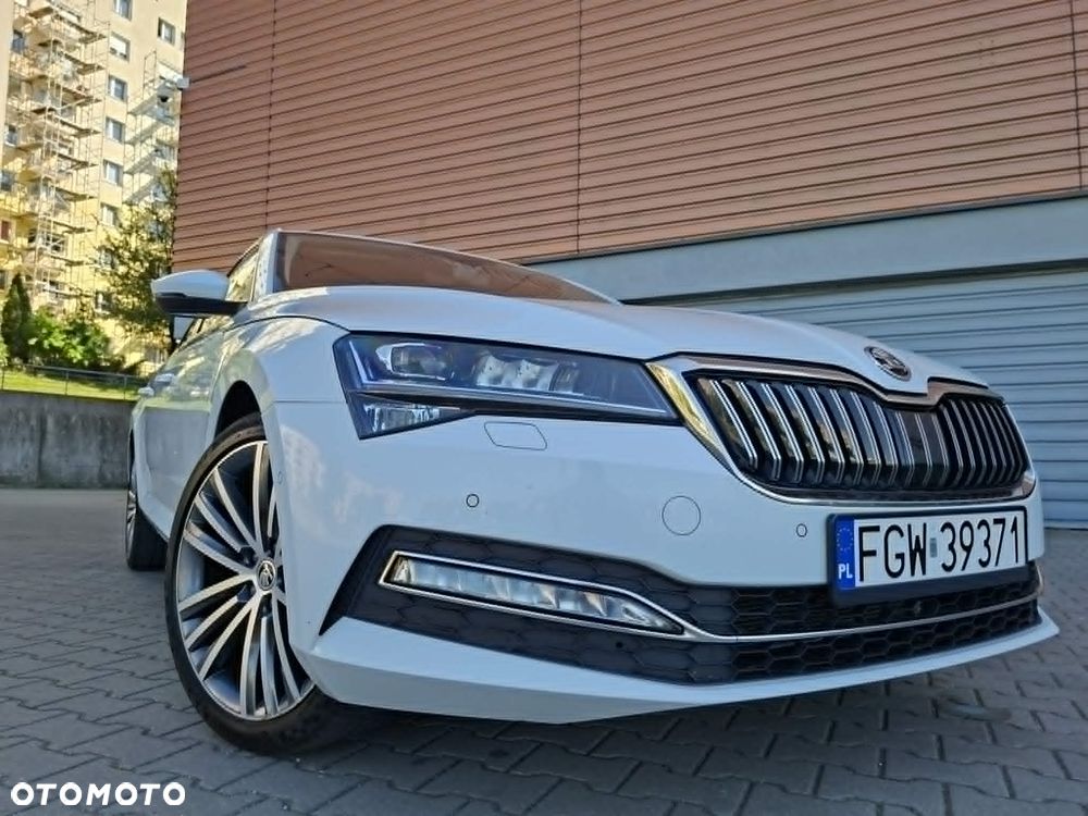 Skoda Superb 1.5 TSI DSG Sportline - 2