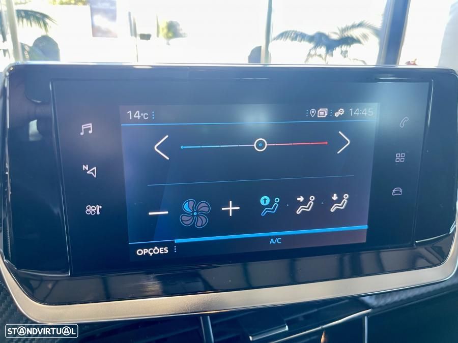 Peugeot 2008 1.2 PureTech Active Pack - 20