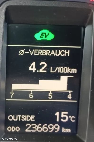 Toyota Auris 1.8 Hybrid Executive - 19
