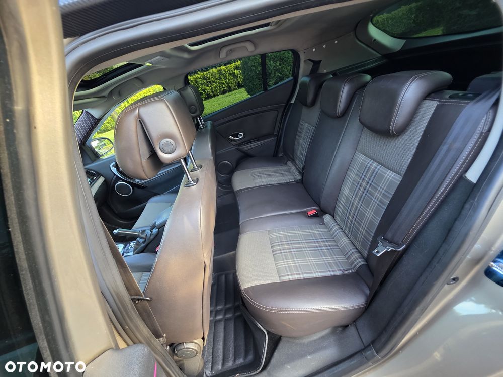 Renault Megane - 13