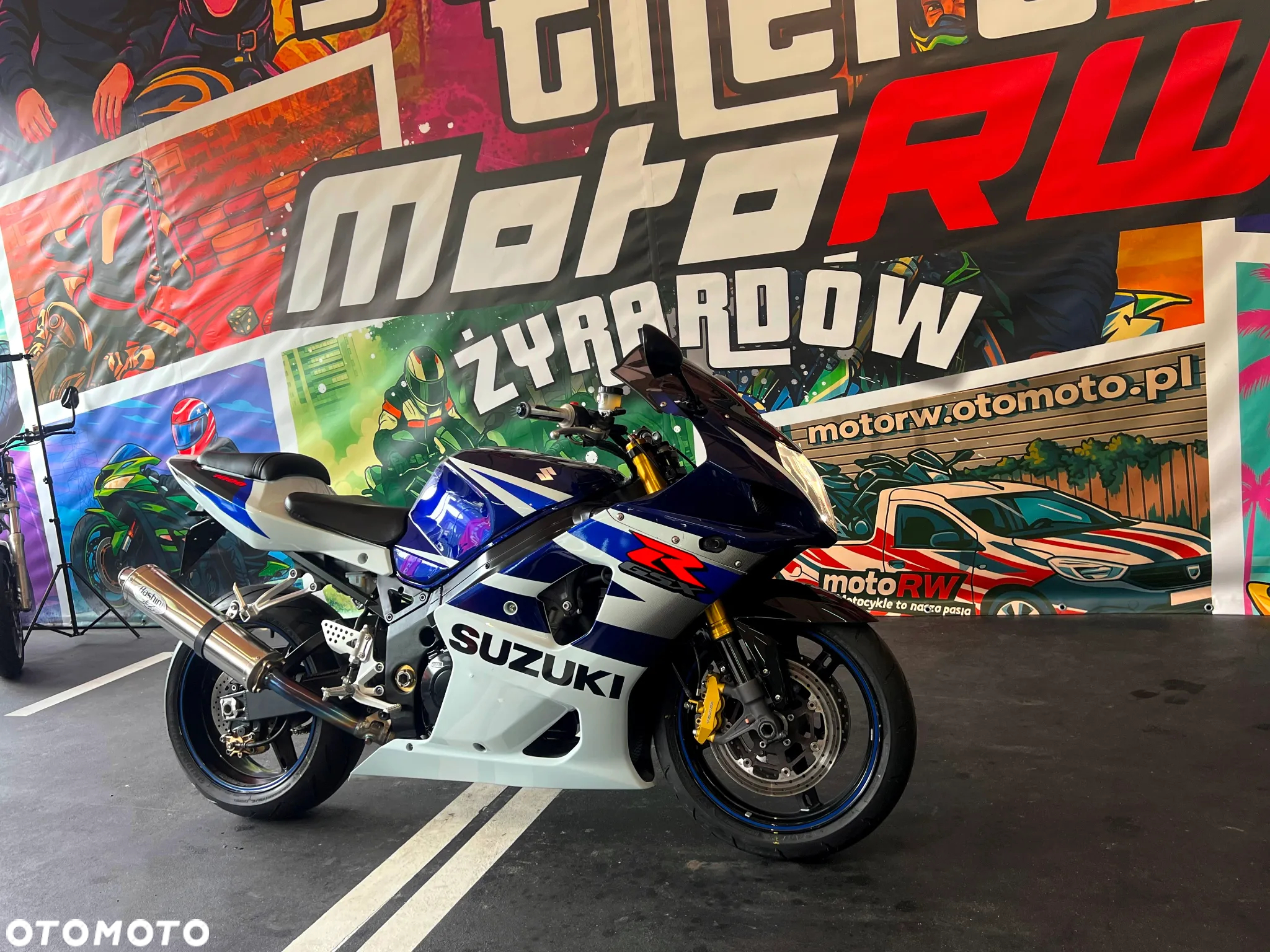 Suzuki GSX-R - 22