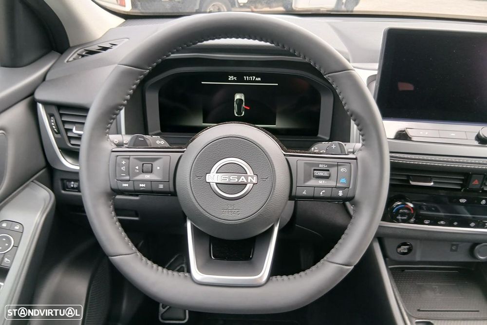 Nissan Qashqai 1.3 DIG-T N-Connecta Xtronic - 10