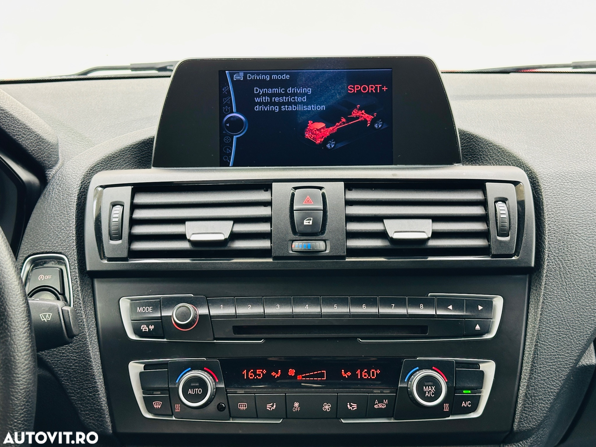 BMW Seria 1 114i Sport Line - 28