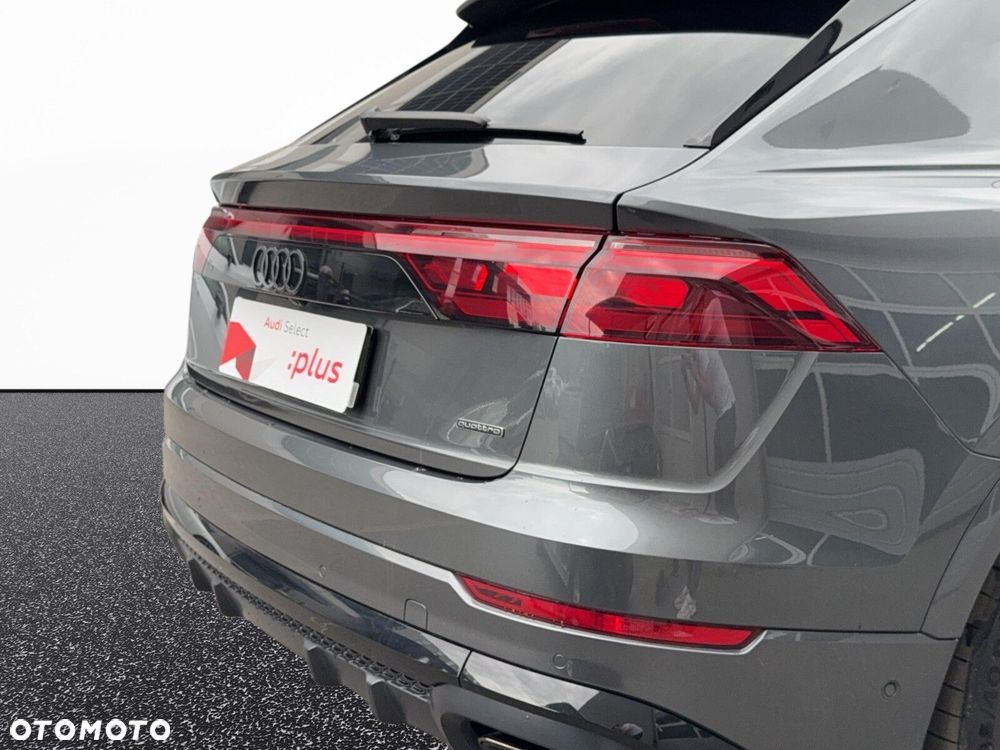 Audi Q8 - 12