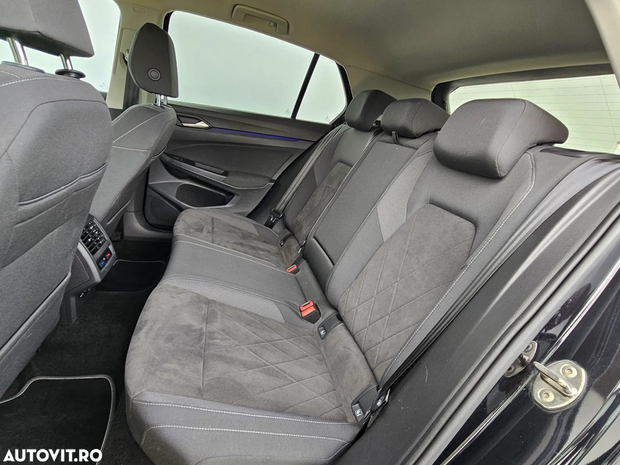 Volkswagen Golf 2.0 TDI DSG Style - 14