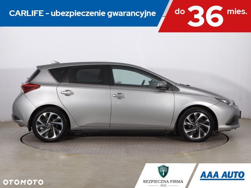 Toyota Auris - 8