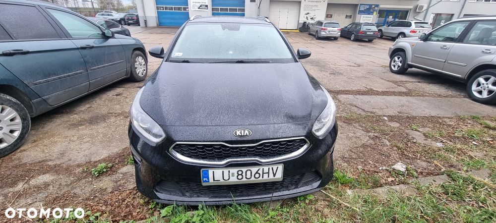 Kia Ceed - 9