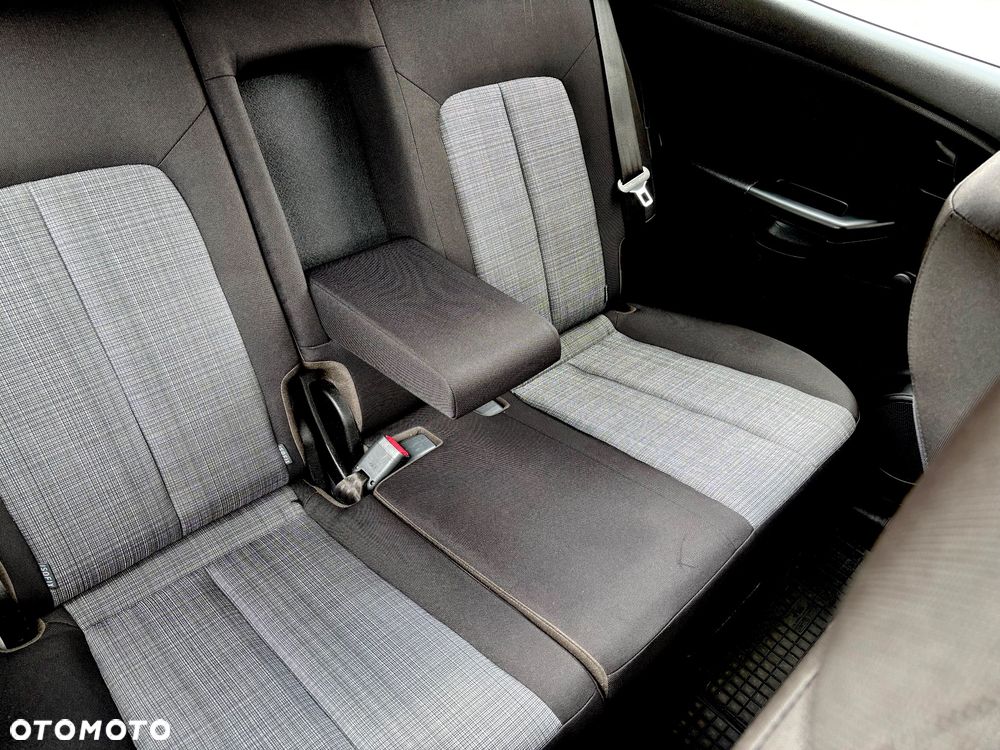 Kia Venga 1.6 M - 16