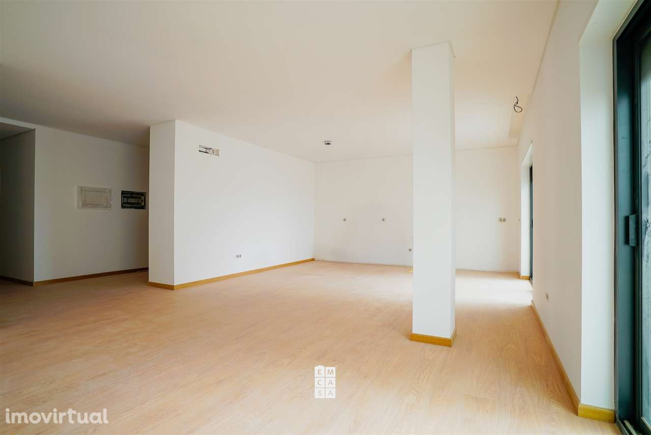 Apartamento T3 Venda em Oliveira de Azeméis, Santiago de Riba-Ul, Ul, - Grande imagem: 5/26