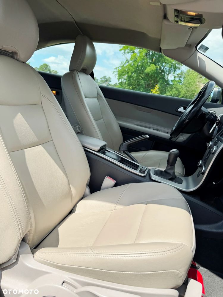 Volvo C70 2.0D Summum - 32
