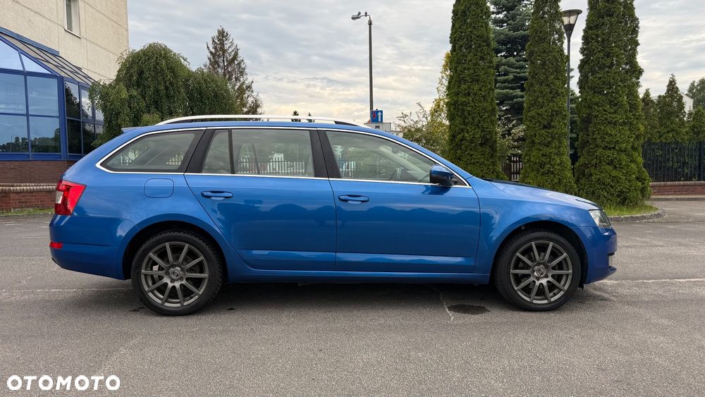 Skoda Octavia 2.0 TDI (Green tec) 4x4 Ambition - 38
