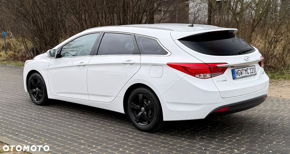 Hyundai i40 Kombi 1.6 Trend - 2