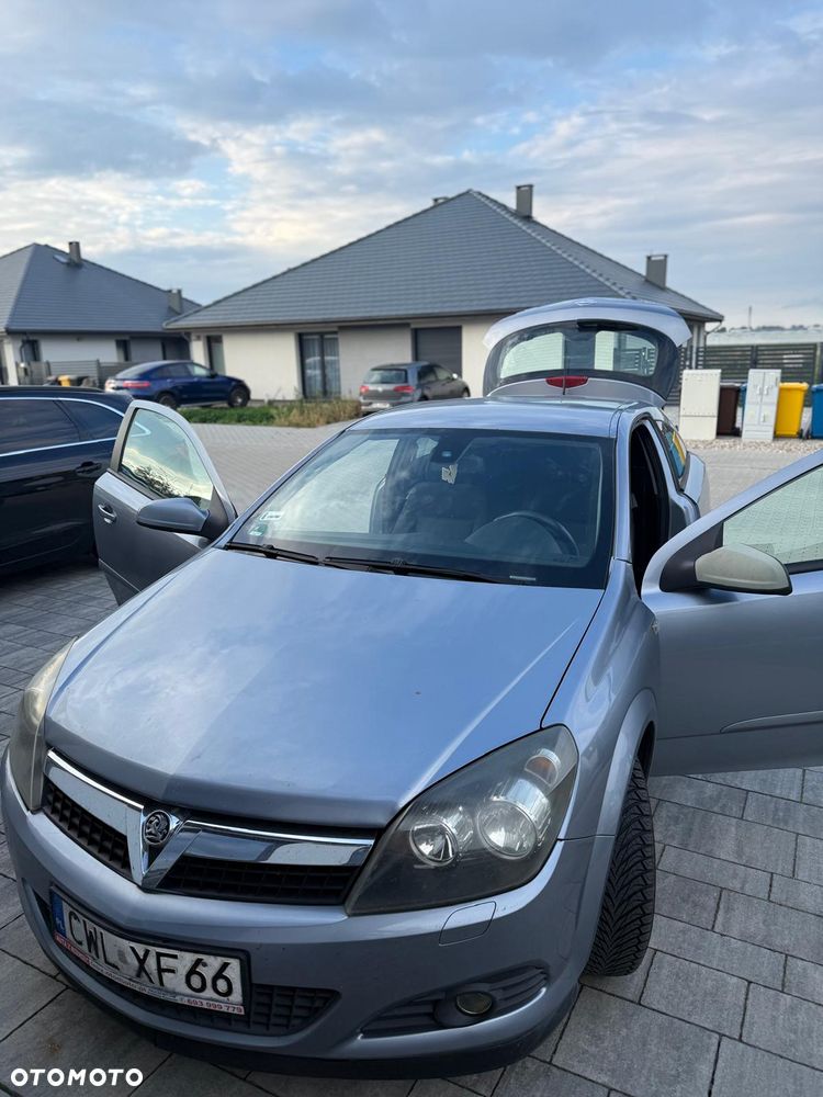Opel Astra 1.6 - 8