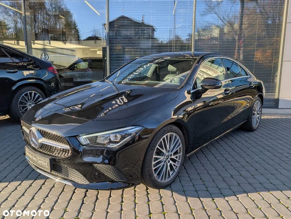 Mercedes-Benz CLA 180 Progressive 7G-DCT - 2