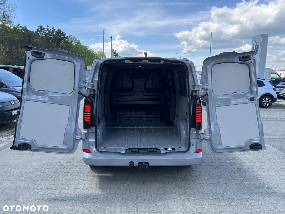 Volkswagen Transporter - 8