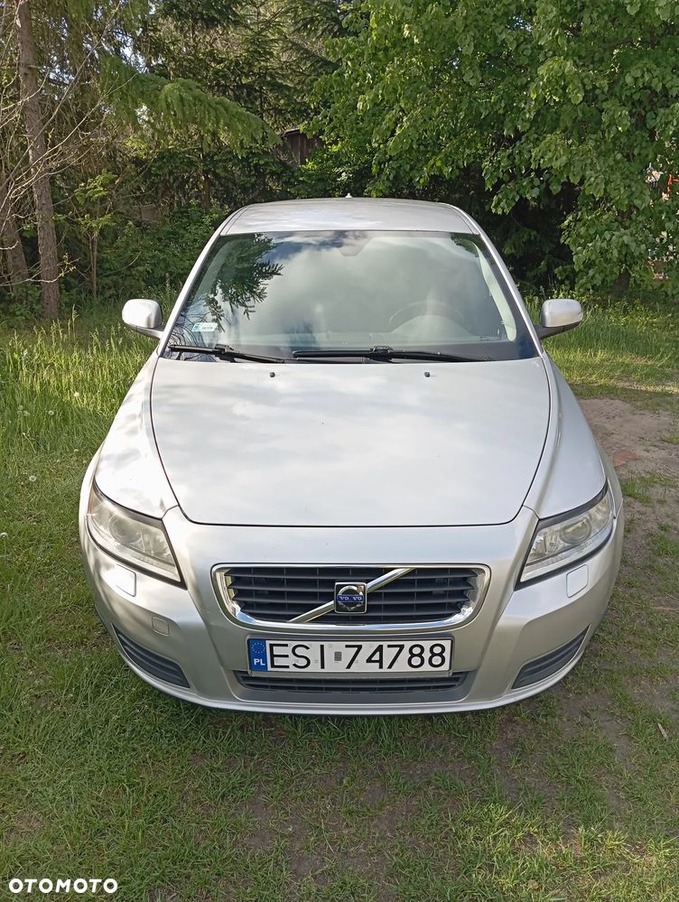 Volvo V50 2.0D DPF Momentum - 1