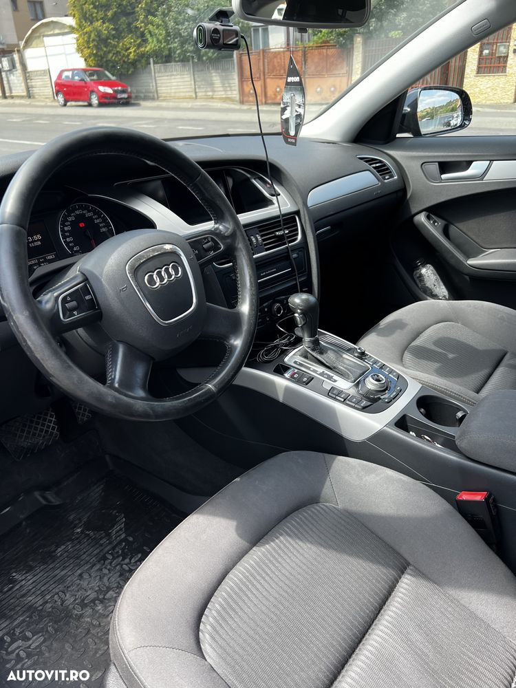 Audi A4 Avant 2.0 TDI Multitronic - 6