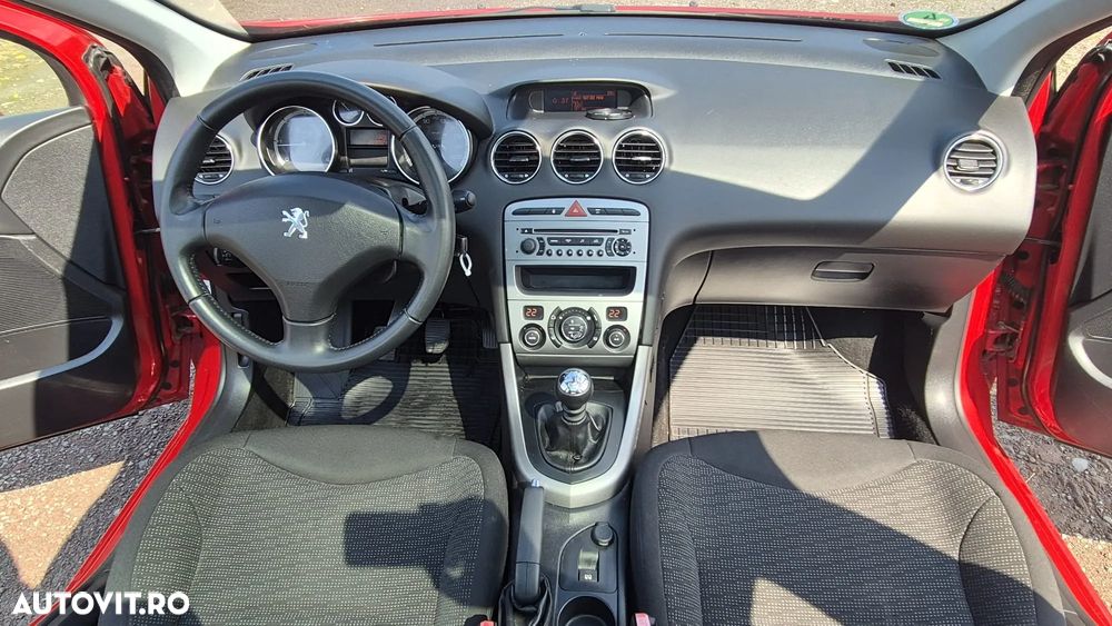 Peugeot 308 HDi FAP 110 Family - 12