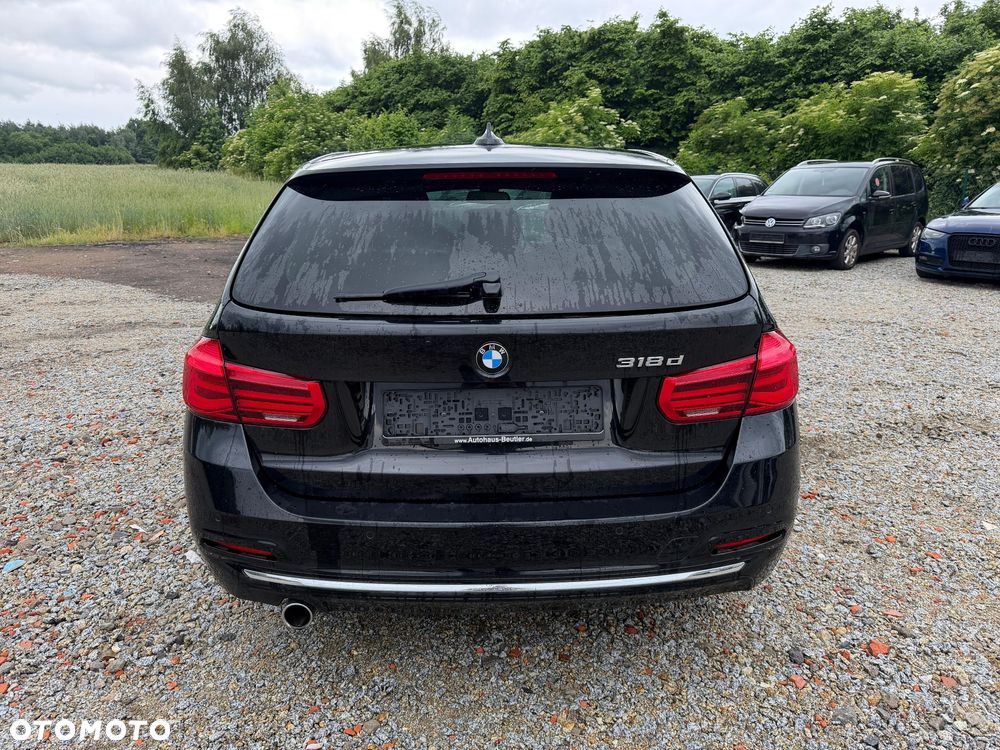BMW Seria 3 318d Luxury Line - 6