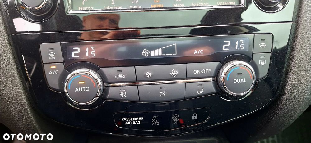 Nissan Qashqai 1.3 DIG-T DCT N-CONNECTA - 22