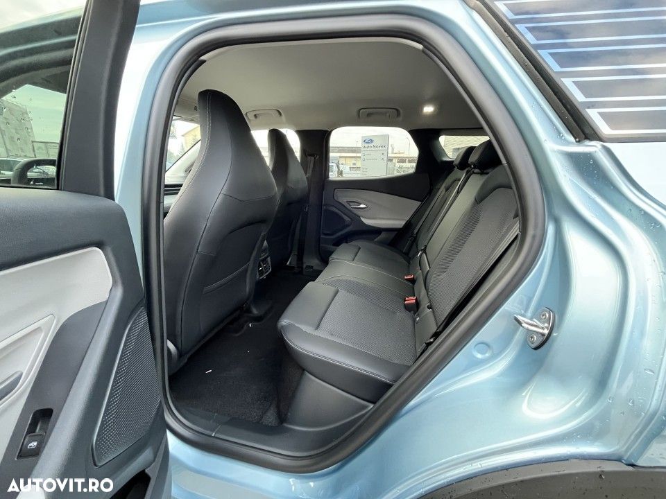 Ford Explorer RWD 77 kWh Extended Range Select - 14