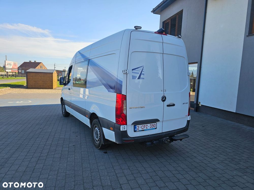 Mercedes-Benz Sprinter Lang HA BASE - 4