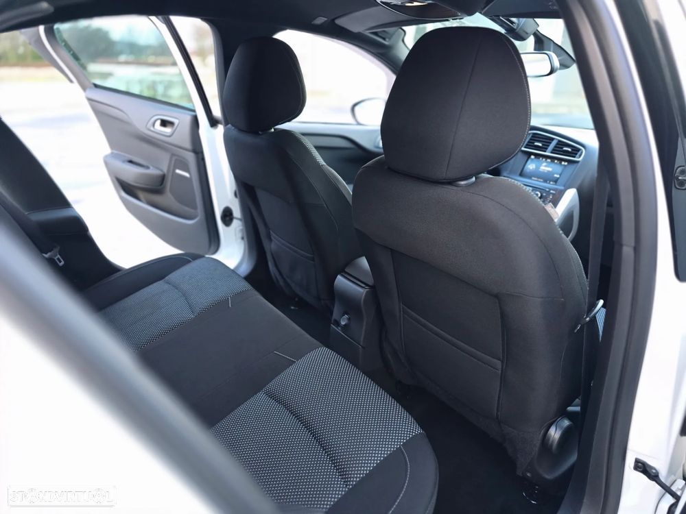 Citroën C4 1.6 e-HDi Exclusive CMP6 - 23