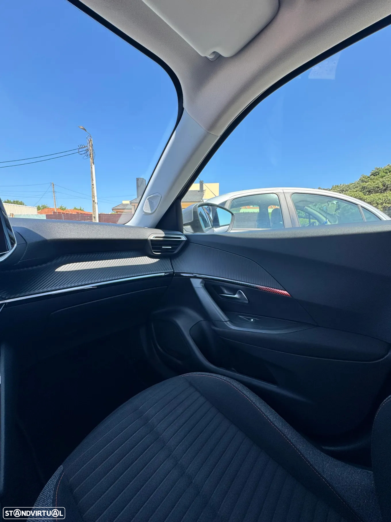 Peugeot 2008 1.5 BlueHDi Allure - 8