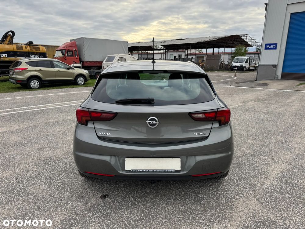 Opel Astra 1.4 Turbo Innovation - 33