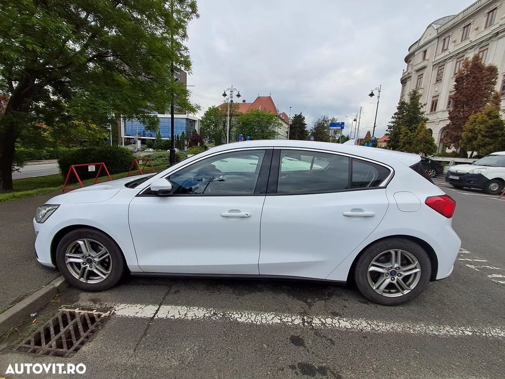 Ford Focus 1.0 EcoBoost Titanium - 3