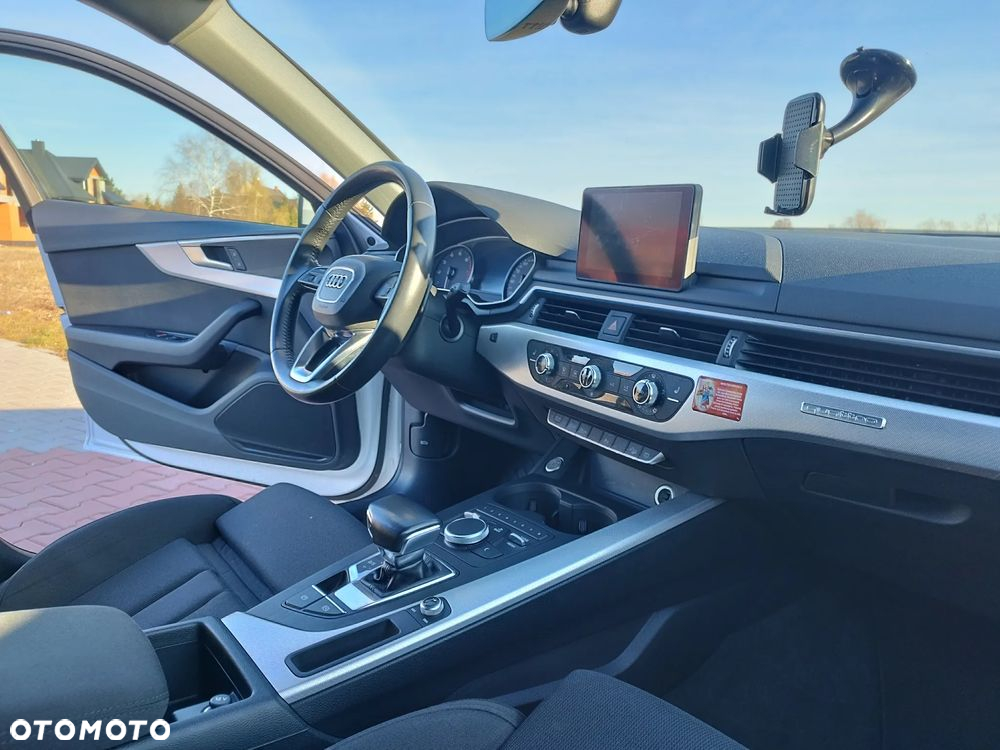 Audi A4 Allroad 2.0 TFSI Quattro S tronic - 28