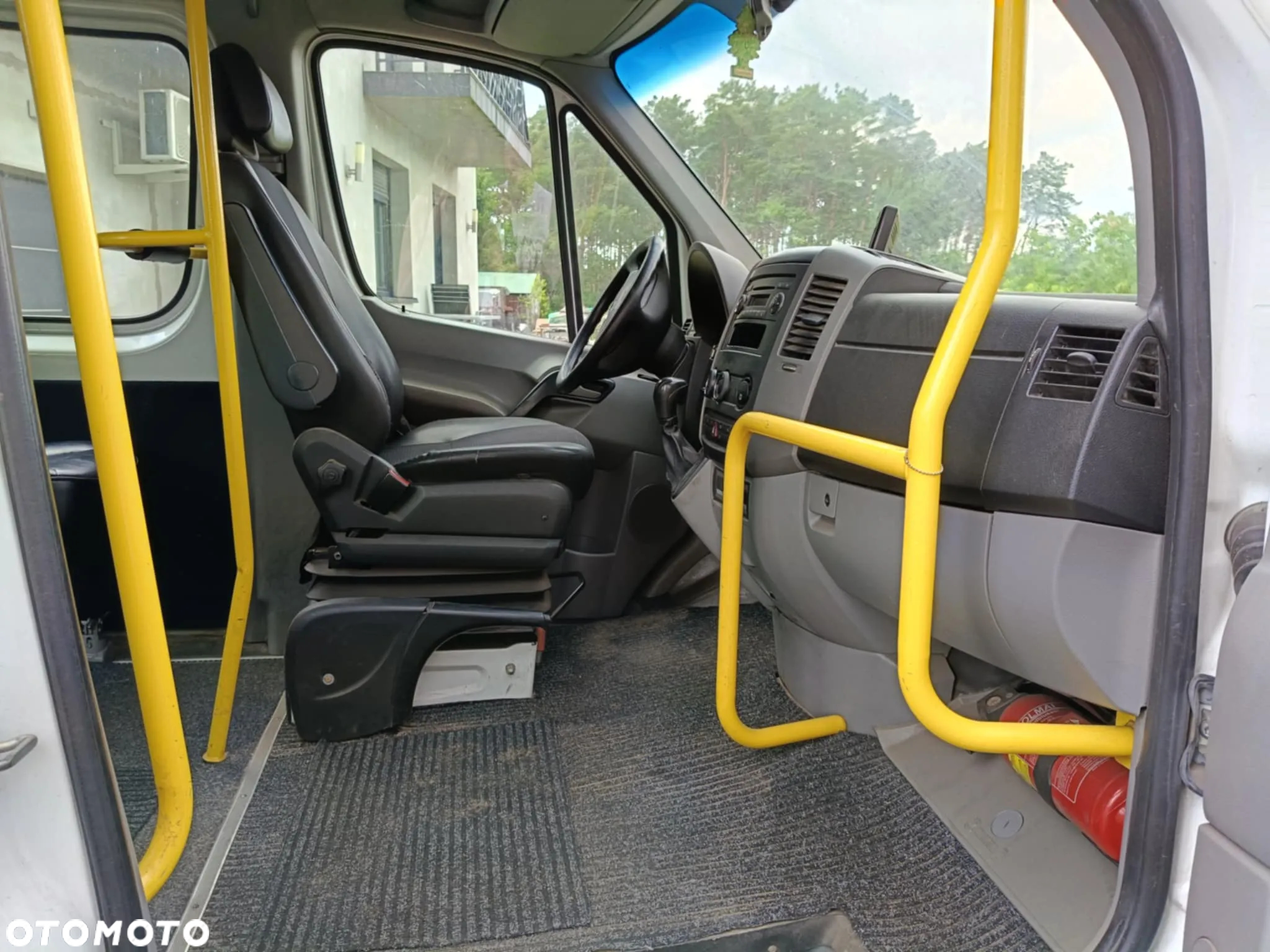 Mercedes-Benz Sprinter - 5