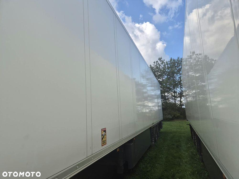 Schmitz Cargobull SKO 24/L-13:4 - 3