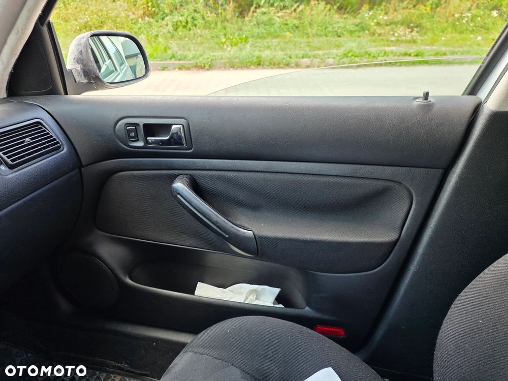 Volkswagen Golf 1.4 Comfortline - 13