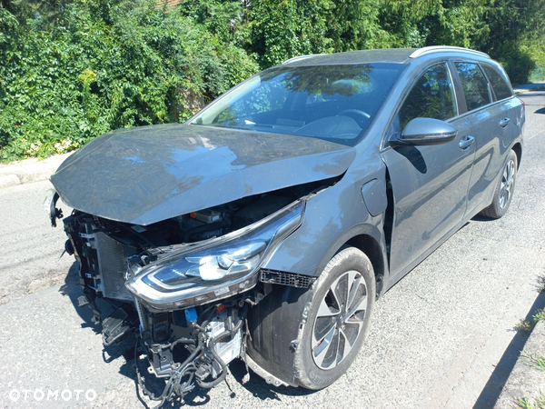 Kia Ceed SW 1.6 GDI DCT OPF Plug-in-Hybrid Platinum