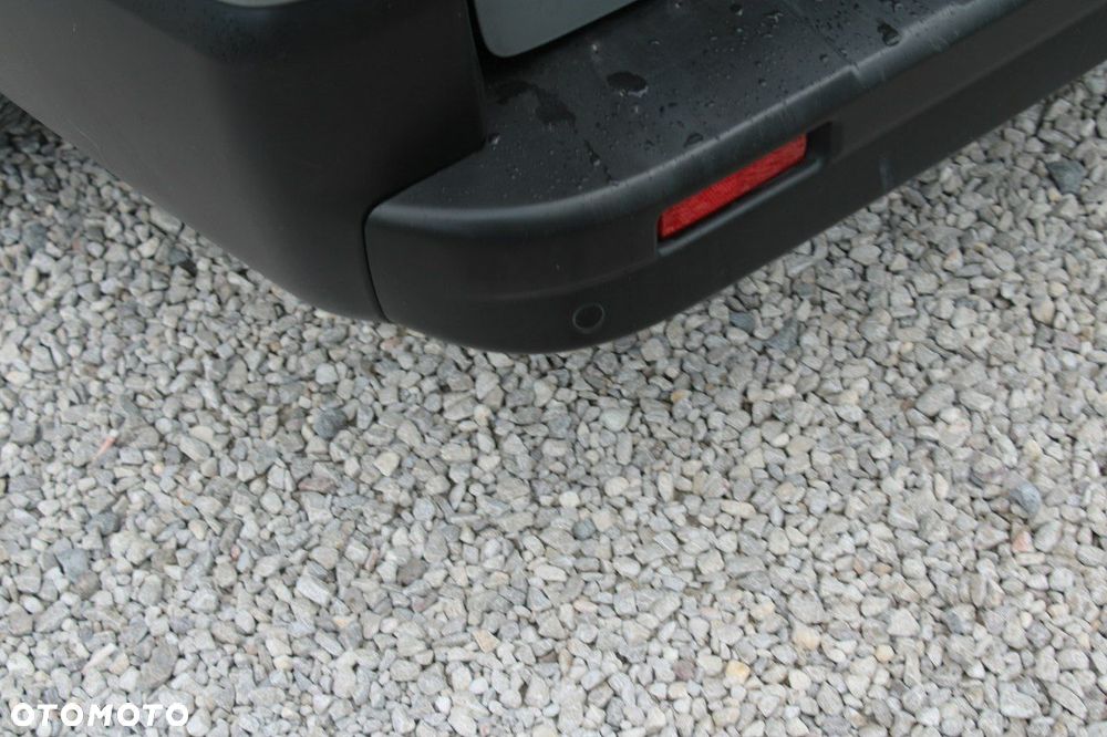 Renault Trafic - 12