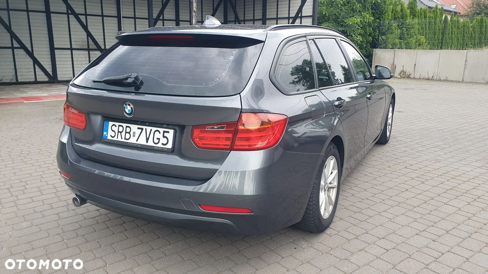 BMW Seria 3 - 16