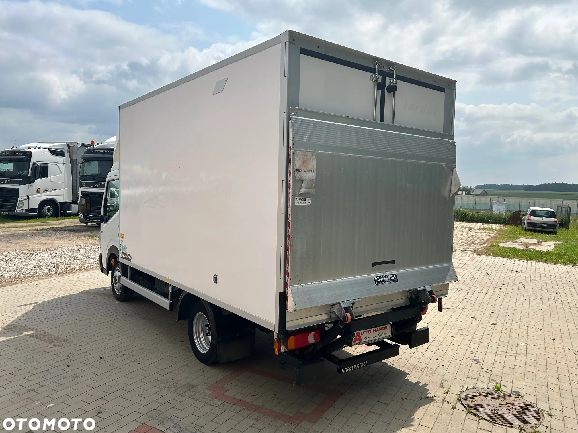 Renault Maxity - 11