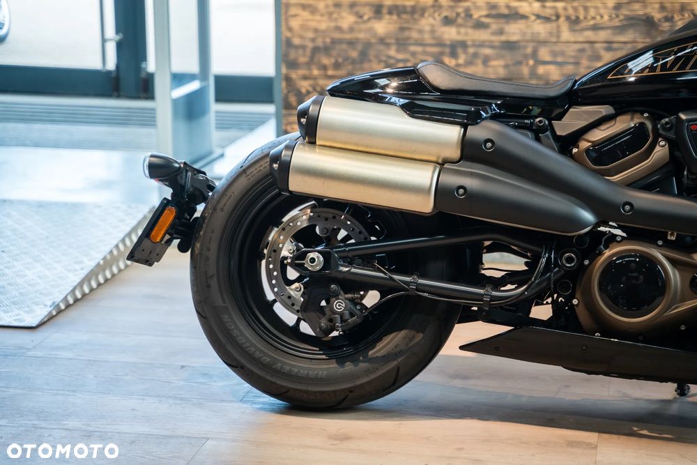 Harley-Davidson Sportster - 13