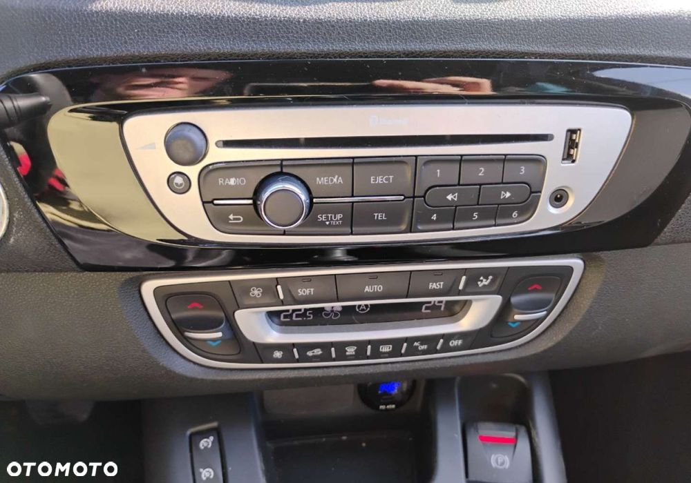 Renault Scenic - 15