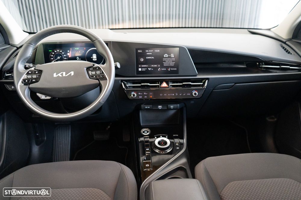 Kia Niro EV 64kWh Drive - 27