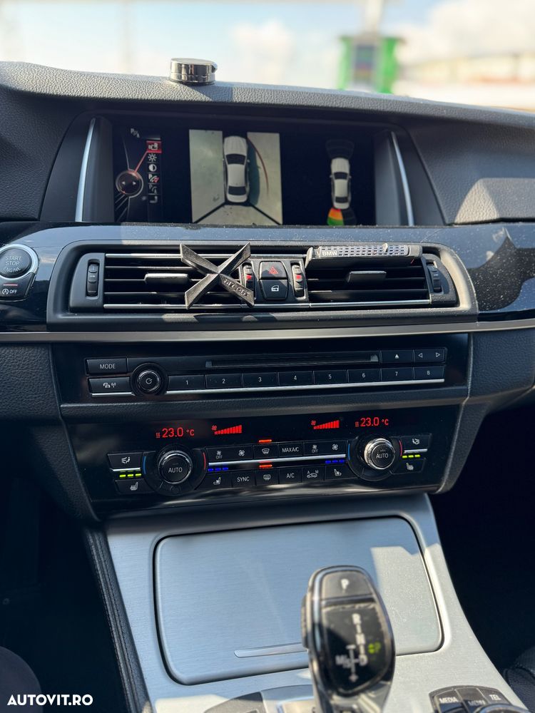 BMW Seria 5 535d xDrive - 15