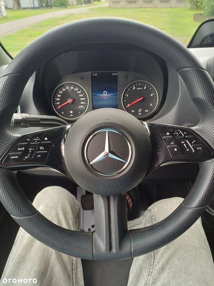 Mercedes-Benz SPRINTER - 12