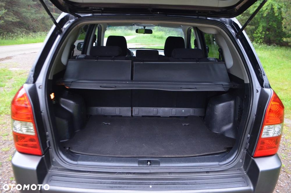 Hyundai Tucson 2.0 2WD GLS Style - 17