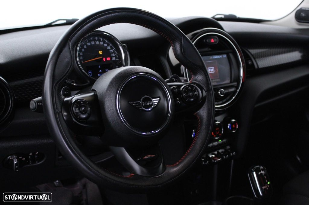MINI 5 Portas Cooper S Auto - 21
