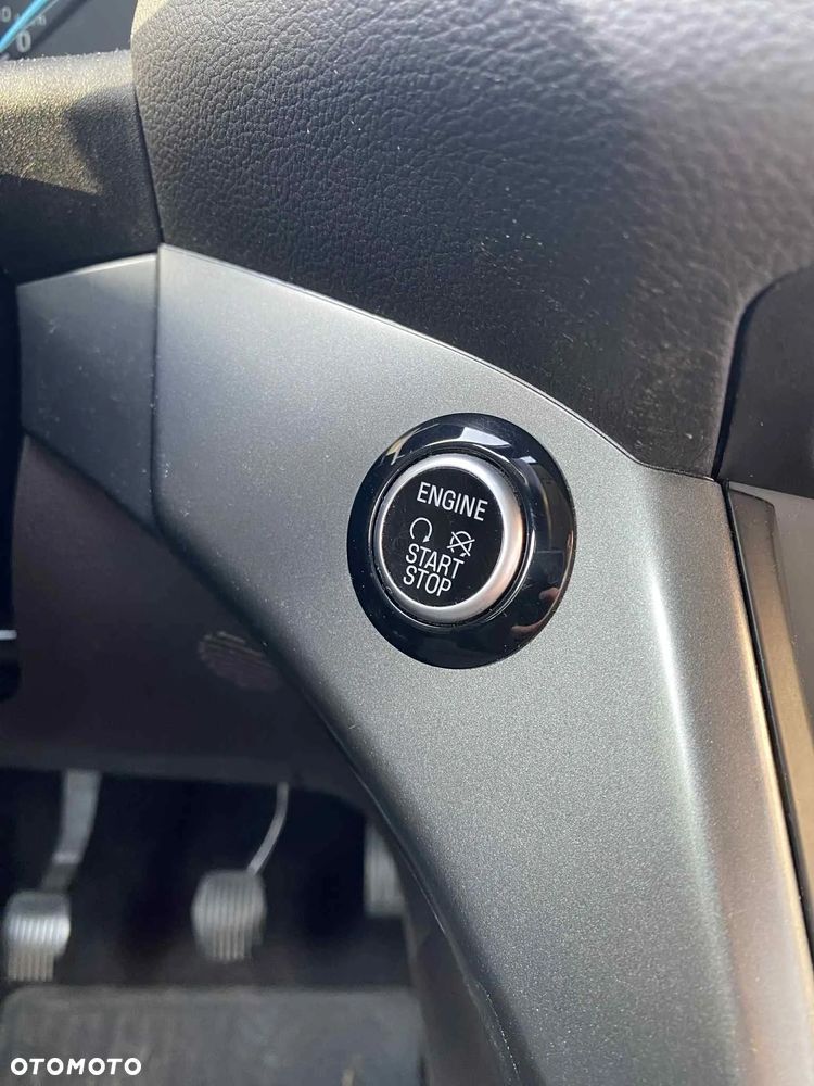 Ford Kuga 2.0 TDCi FWD Titanium - 12